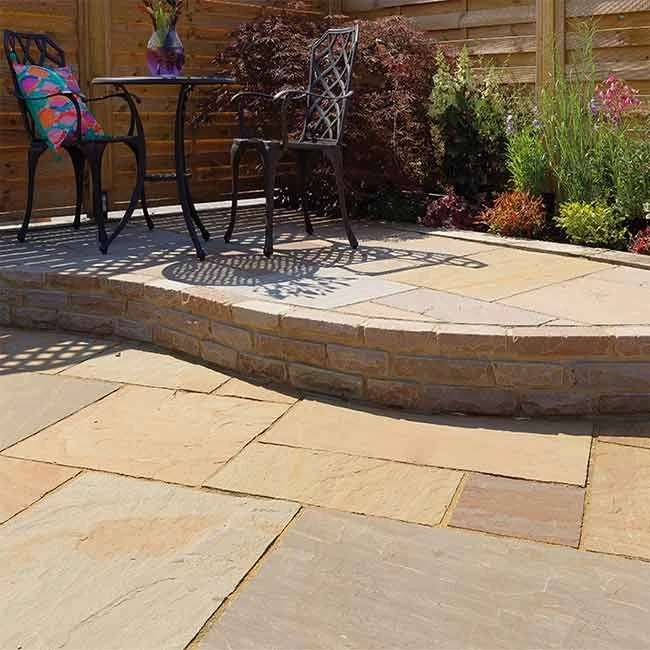 Pavestone Classic Sandstone 600 X 600 X 22mm Slab Paving Pack Of 35 - Buff