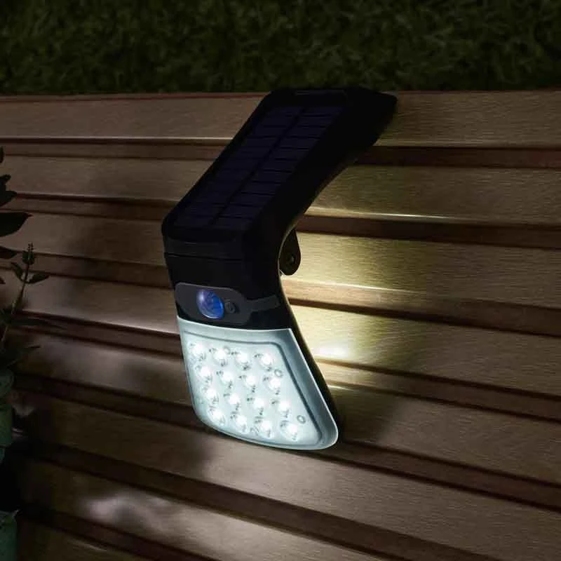 Forum Lighting Blackhall 2.5w Solar Wall Light - Black - ZN-42054 - Image 3