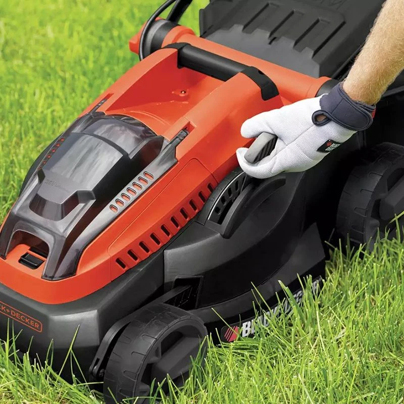 Black & Decker CLM3820L2 Cordless Lawnmower 38cm 2 X 36 Volt 2.0Ah Li-Ion - B/DCLM3820L2 - Image 3