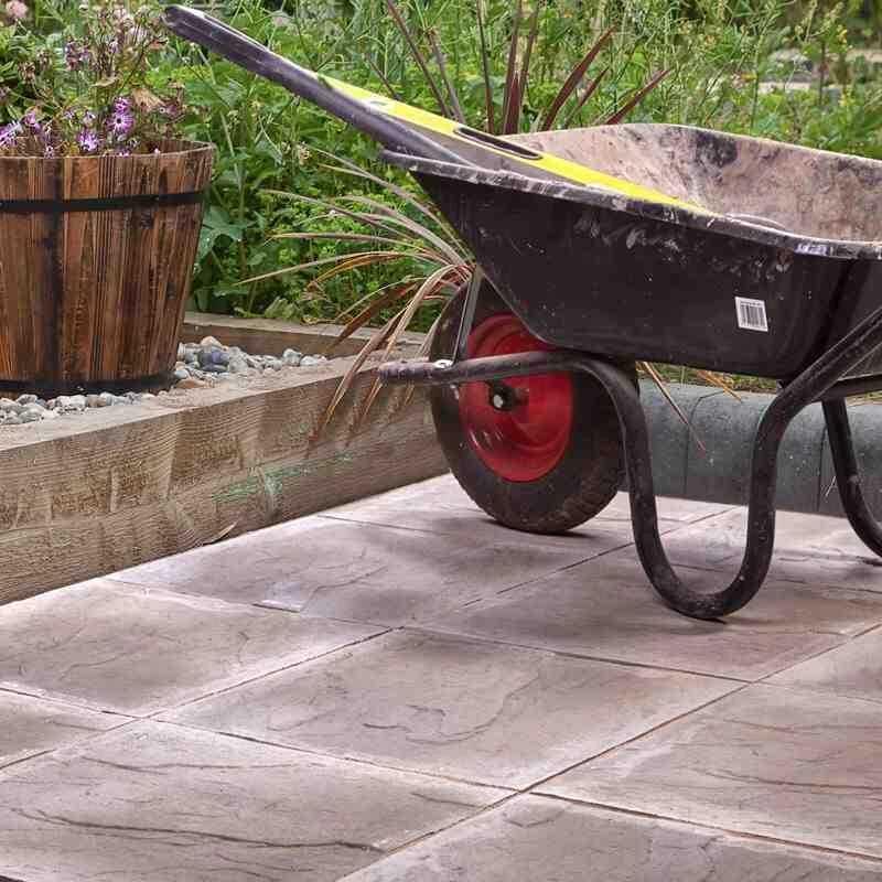 Brett Broadway Economy Garden Paving Medium Rectangular 32mm Pack Of 60 - Natural Riven - BER03GY - Image 2