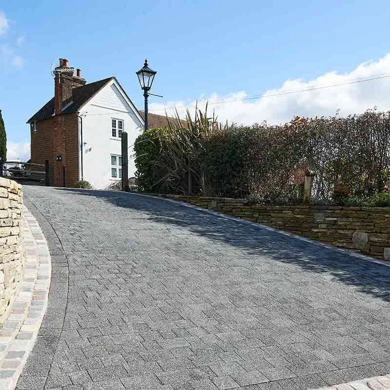 Brett Invicta Block Paving Rectangular 300x200x80mm Brick Pack Of 112 - Onyx - IN3280ON