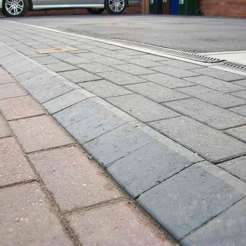 Brett Mobility Kerb Straight 145x175x100mm - 216 Per Pack - Charcoal - MK100CL