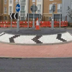 Brett Omega Block Paving 200x100x80mm - 308 Per Pack - Red - OM80RD