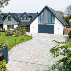 Brett Block Paving Regatta Trio (Barrow) 60mm Mixed Size Packs Pack Of 416 - Silver Haze - RGTB60SH