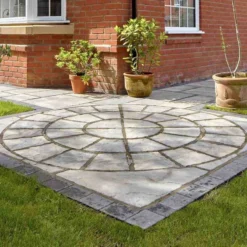 Brett Bronte Garden Paving Circle Corner Kit 1800mm Dia. Pack Of 12 - Weathered Buff - BRFCCPWB