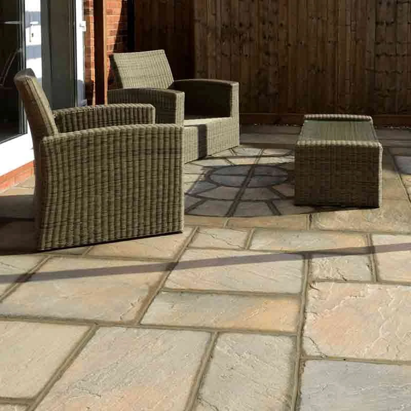 Brett Bronte Garden Paving Circle Kit 1800mm Dia. Pack Of 36 - Acorn Brown - BRFC32AB