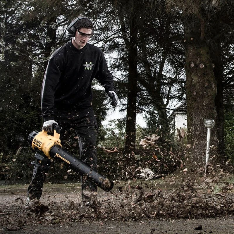 DEWALT DCM562PB Brushless Outdoor Blower 18 Volt Bare Unit - DEWDCM562PB - Image 2