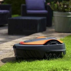 Flymo EasiLife 800m² Robotic Lawnmower - 9705132-01
