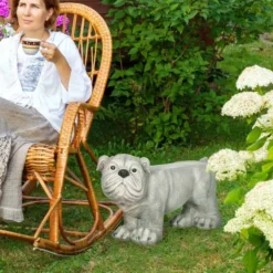 Outsunny Realistic Pekingese Dog Garden Ornament / Statue - Grey - 844-659V00GY